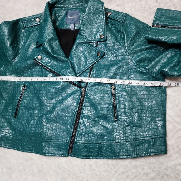 Modcloth Women's Crocodile Rock Faux Leather Moto Jacket Size 2X Green - Picture 11 of 14